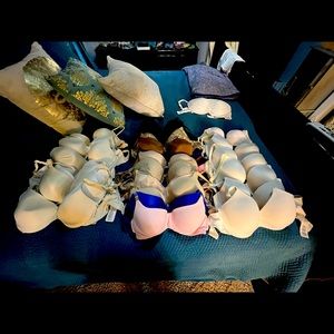 Bra collection 36D some DD
